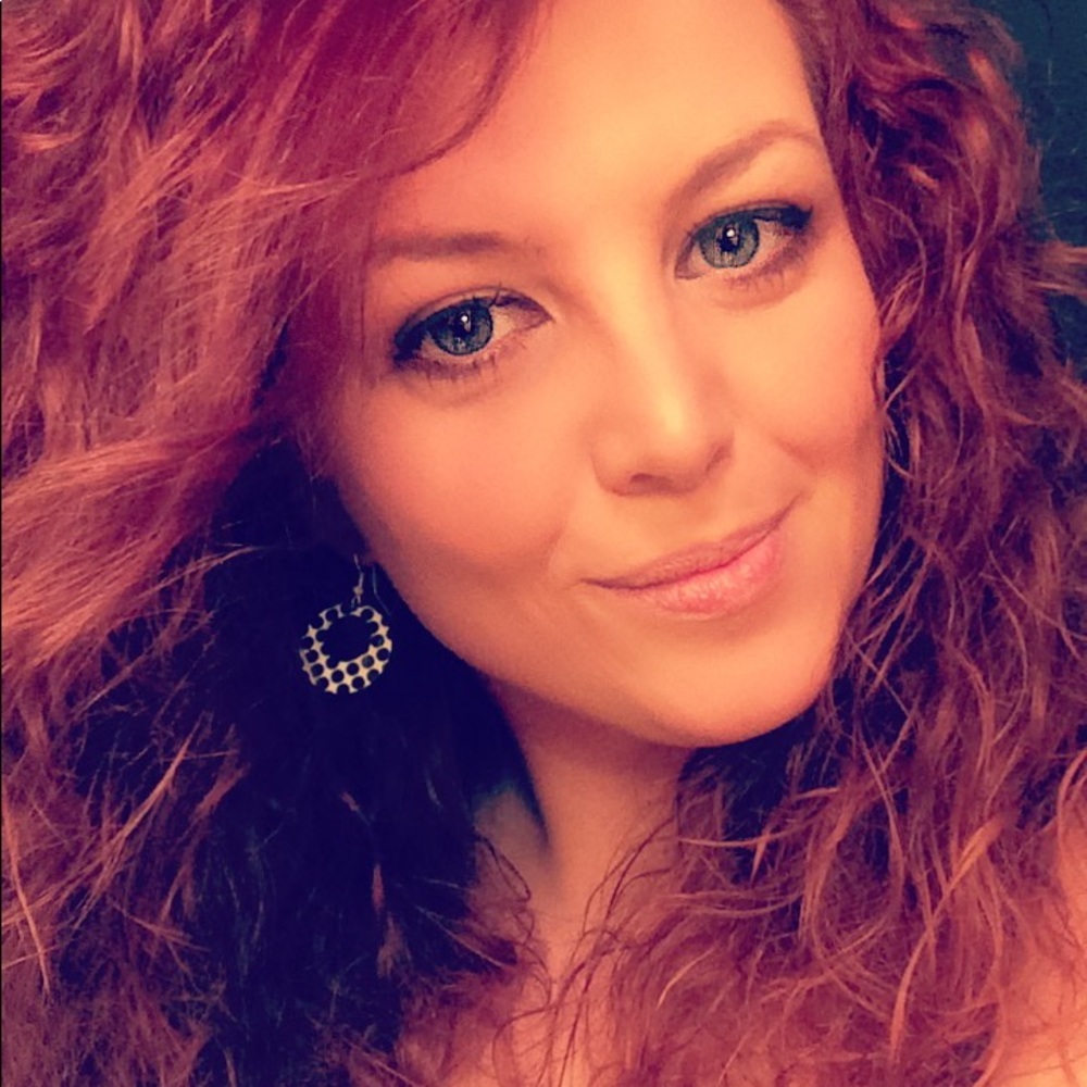 Meet your Posher, Sylvya